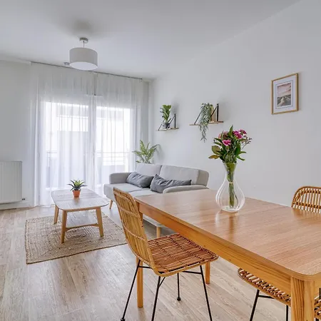 Spacieux 2 Pieces Avec Balcon A Deux Pas De Paris - 355c Lejlighed *