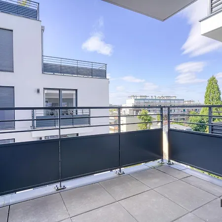 Spacieux 2 Pieces Avec Balcon A Deux Pas De Paris - 355c